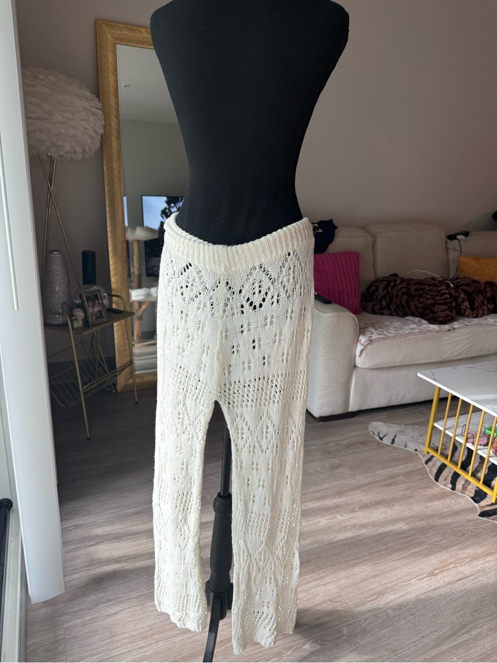 Mixed Boutique Swimsuit and Coverup Bundle (M-L 6-8) - Picture 16 of 16